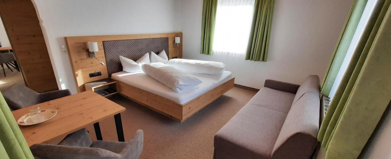 Hotel Gsallbach Kaunertal Extérieur photo