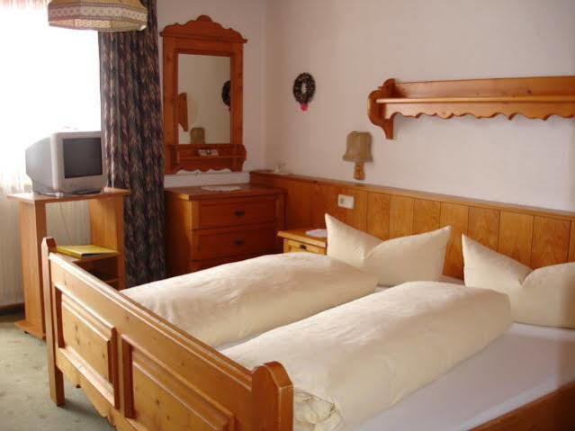 Hotel Gsallbach Kaunertal Extérieur photo
